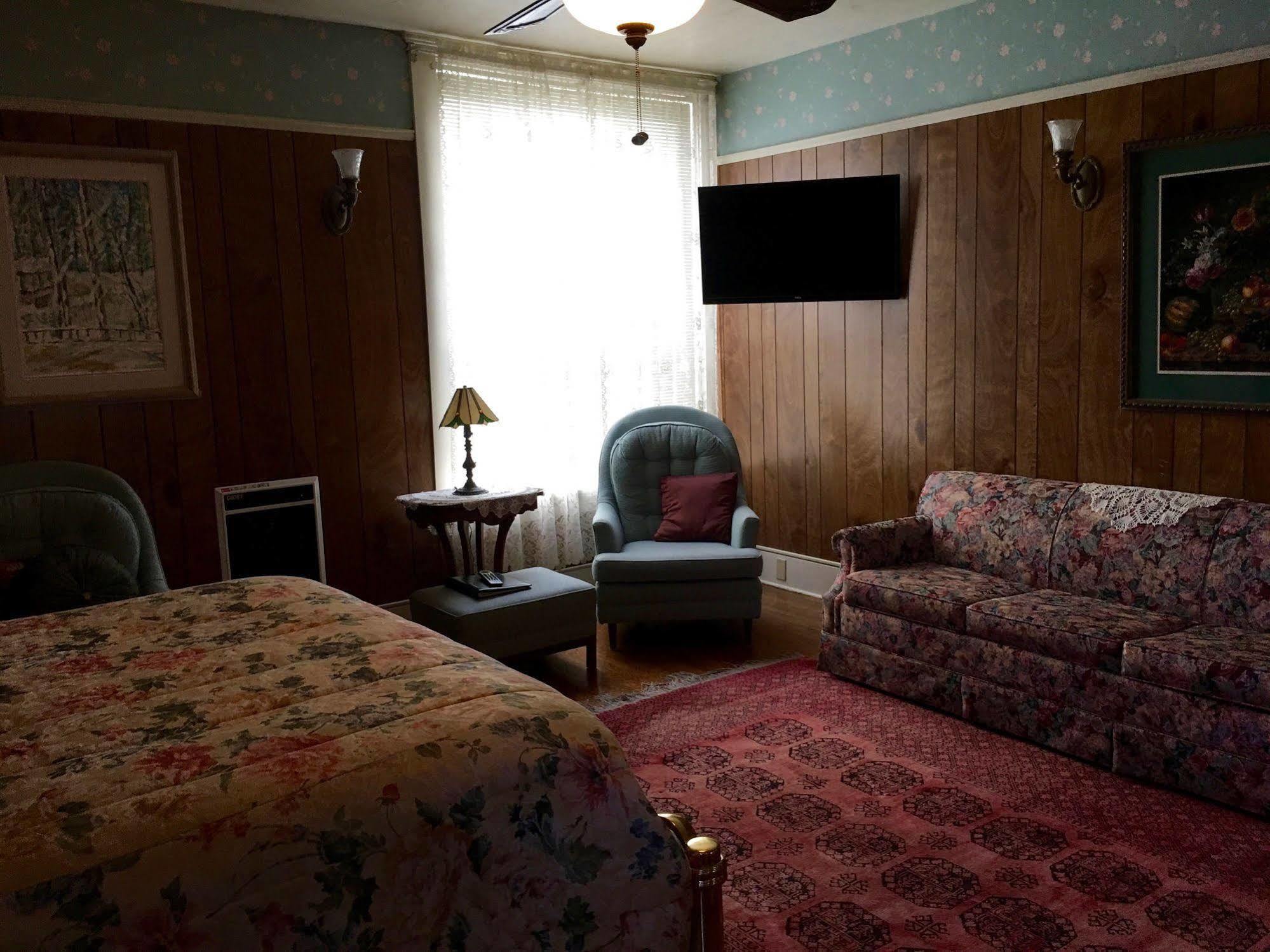 Mount Shasta Ranch Bed And Breakfast Exterior foto